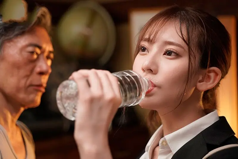 sex 24h Cô giáo bị hiếp dâm khi đến thăm nhà học sinh